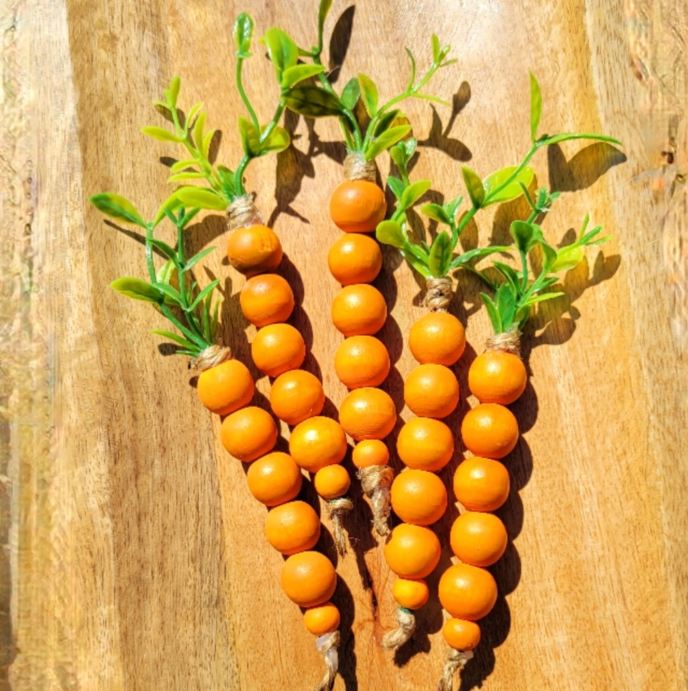 5 Farmhouse Wood Carrots 4 Tiered Trays